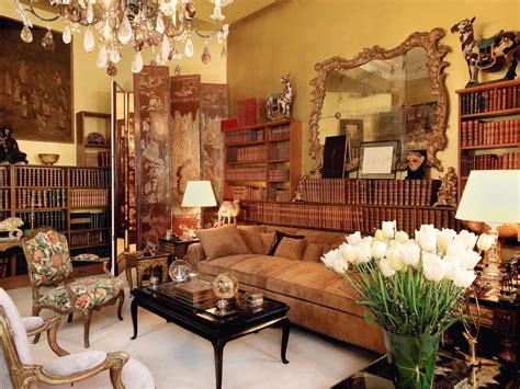 gabrielle Chanel house